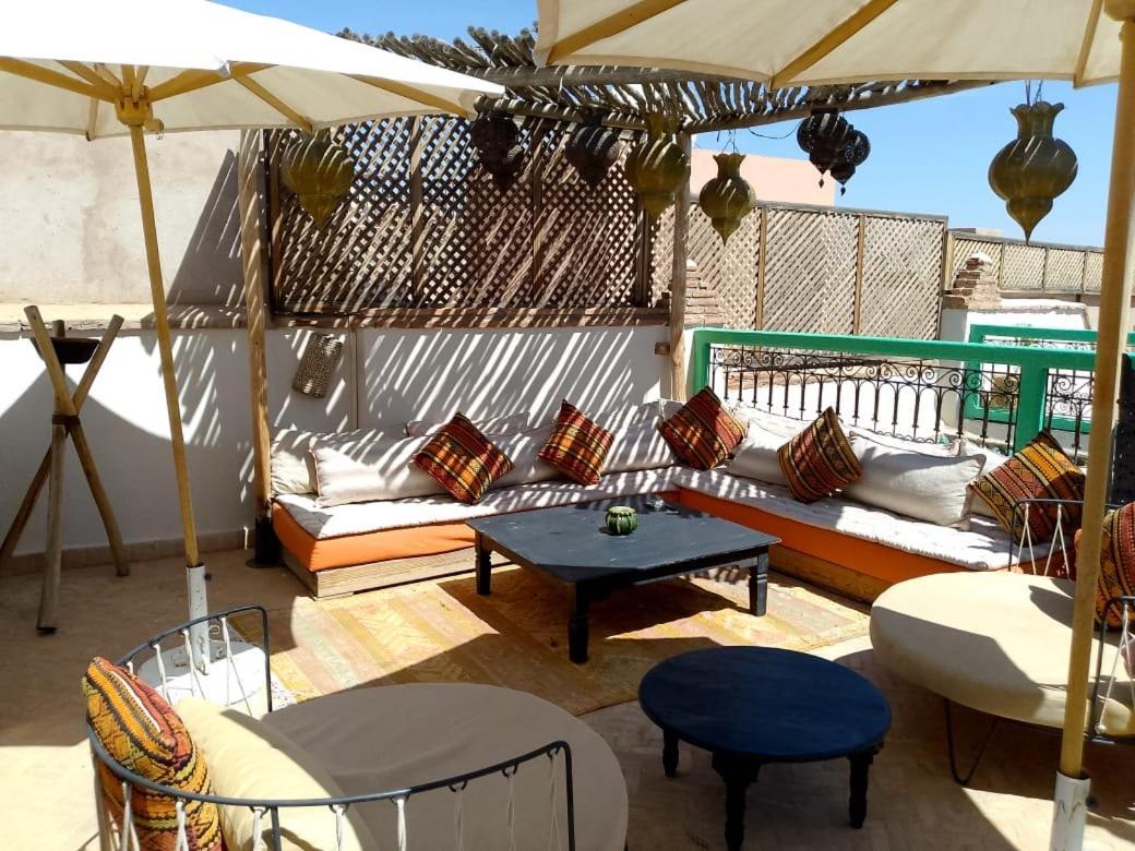 Riad Gasaembre Touareg Marrakesh Bagian luar foto