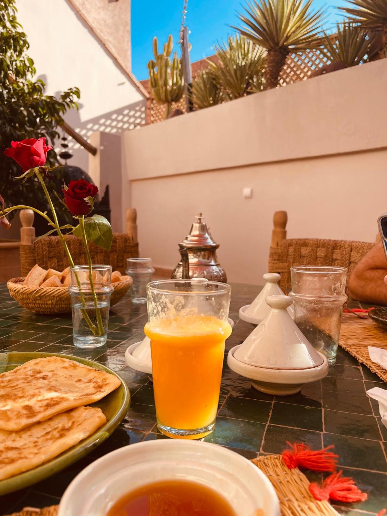 Riad Gasaembre Touareg Marrakesh Bagian luar foto